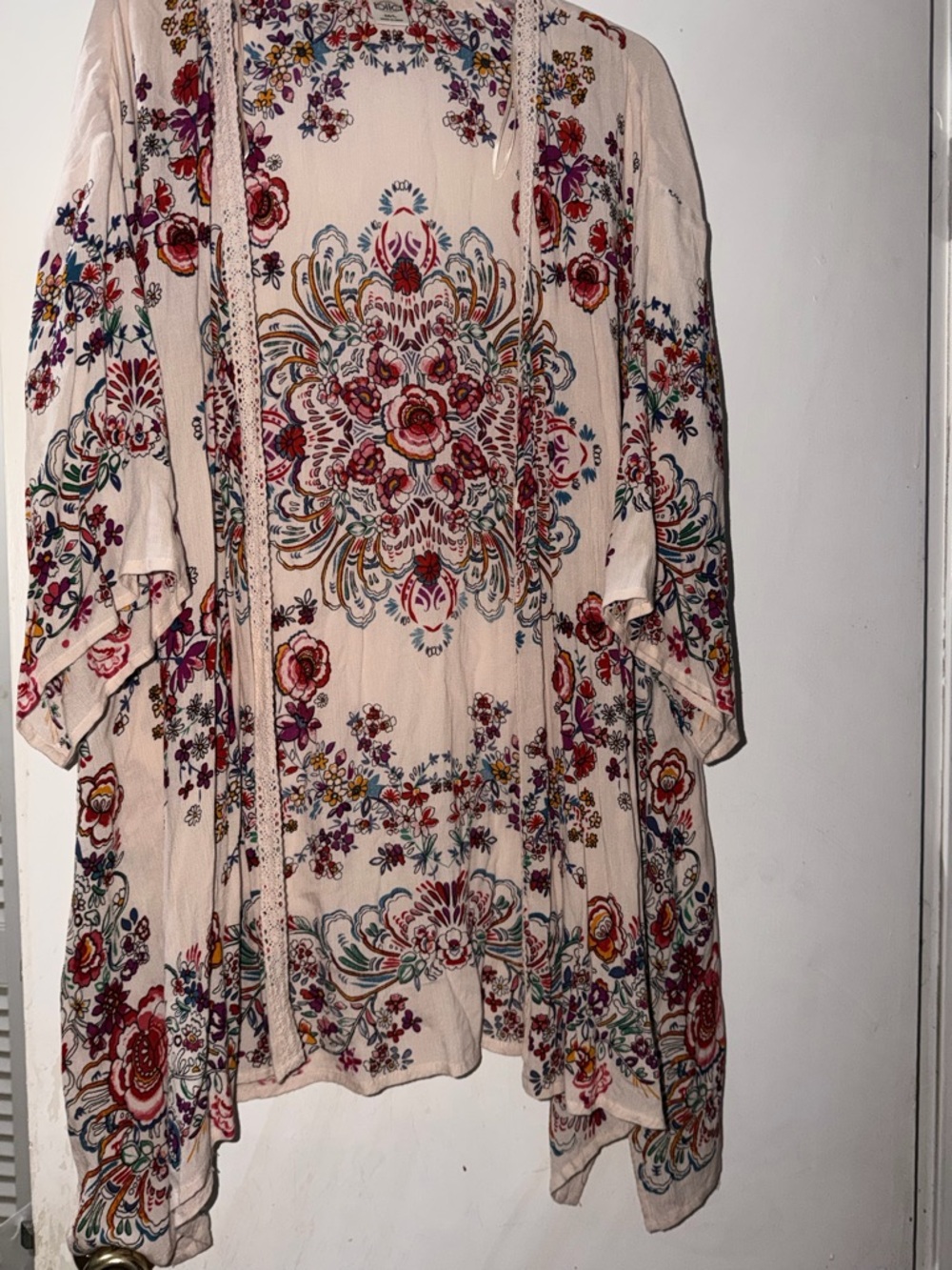 Bila Boho Floral Kimono Beach Cardigan - Cream with Red & Teal Medallion Print M